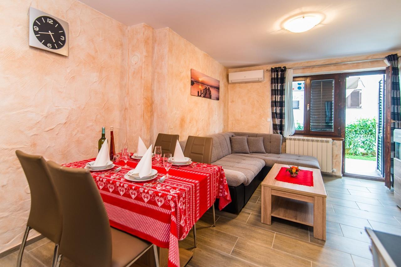 Apartment Stela 포레치 외부 사진